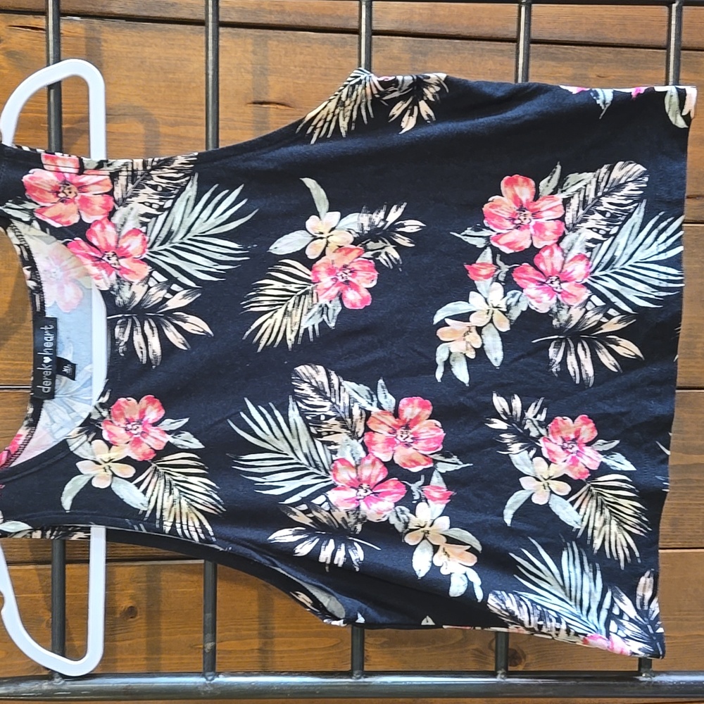 Derek Heart Black Floral Women's Top